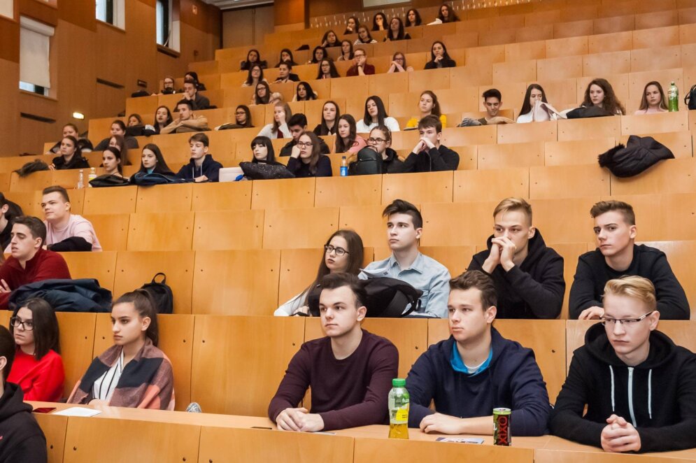 Бюджетні місця у вишах визначатимуть по-новому: що зміниться для вступників