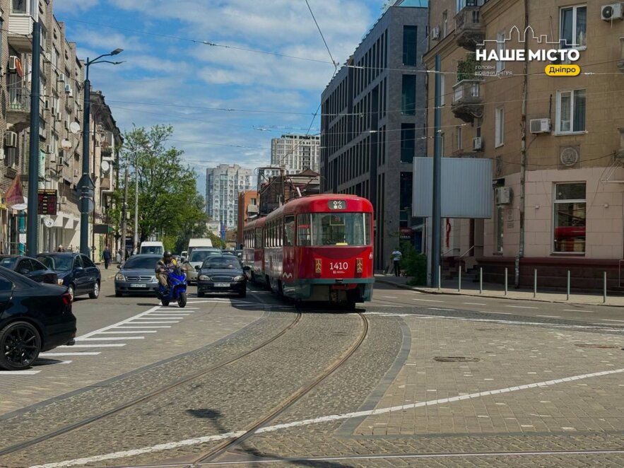 Як у Дніпрі курсує громадський транспорт 28 липня