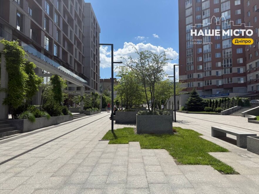 ЕКСКЛЮЗИВ
                                Бульвар Кучеревського у Дніпрі: як виглядає зона відпочинку влітку