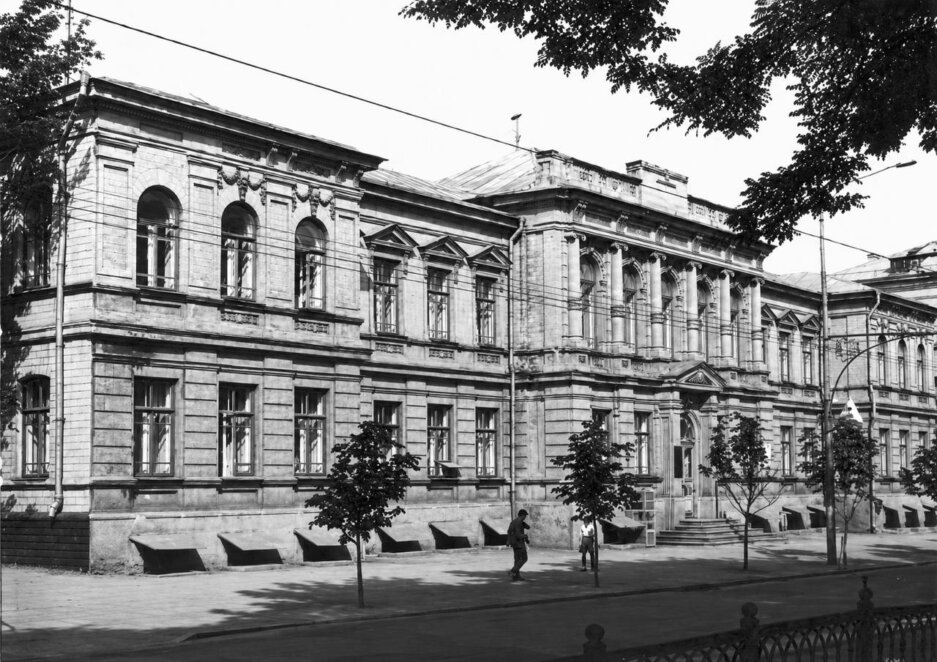 ЕКСКЛЮЗИВ
                                Архітектурна перлина Дніпра: чим особливий проспект Лесі Українки