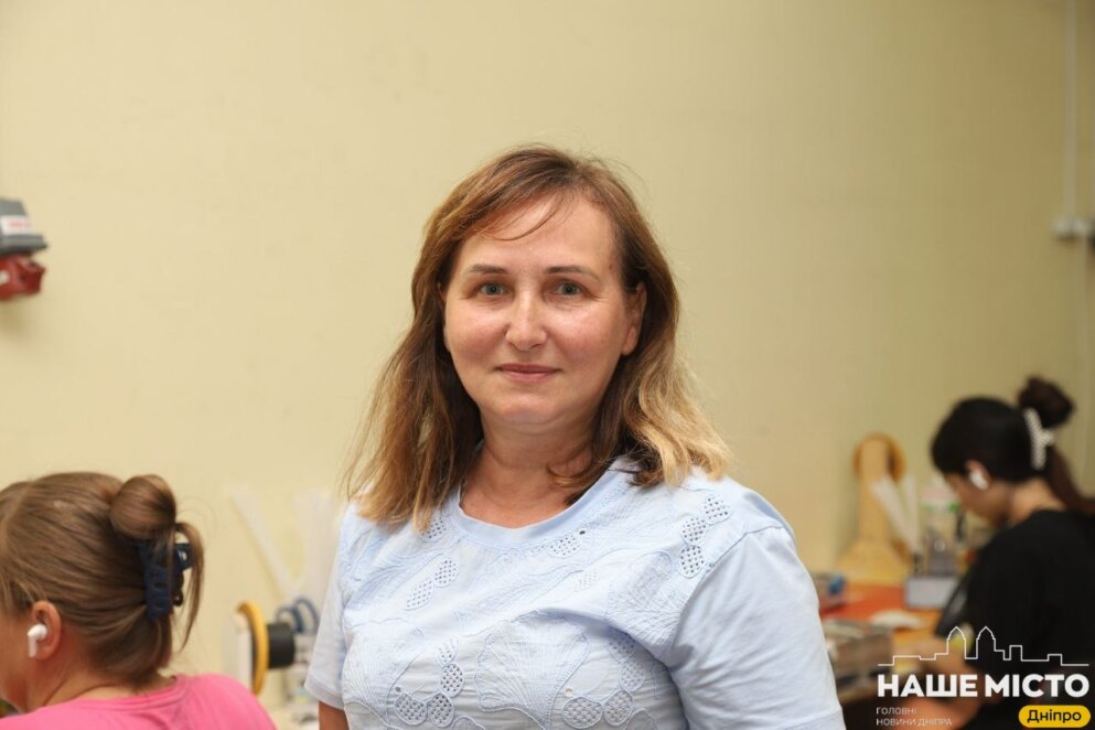 ЕКСКЛЮЗИВ
                                Жінки опановують нові професії: як у Дніпрі працює система перенавчання