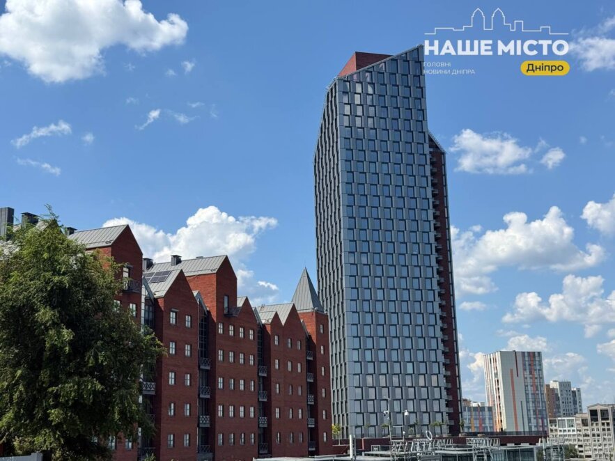 ЕКСКЛЮЗИВ
                                Тіниста прохолода та краєвиди на Дніпро: який вигляд має парк Шевченка наприкінці липня