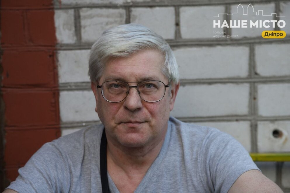ЕКСКЛЮЗИВ
ОФІЦІЙНО                 Завдяки програмі співфінансування біля будинку на Робочій, 154 у Дніпрі встановили пандус