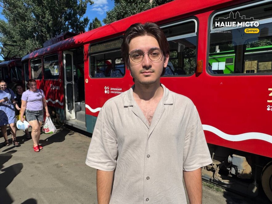 ЕКСКЛЮЗИВ
ОФІЦІЙНО                «Рейками пам’яті»: у Дніпрі провели першу історичну трамвайну екскурсію на тему Голодомору