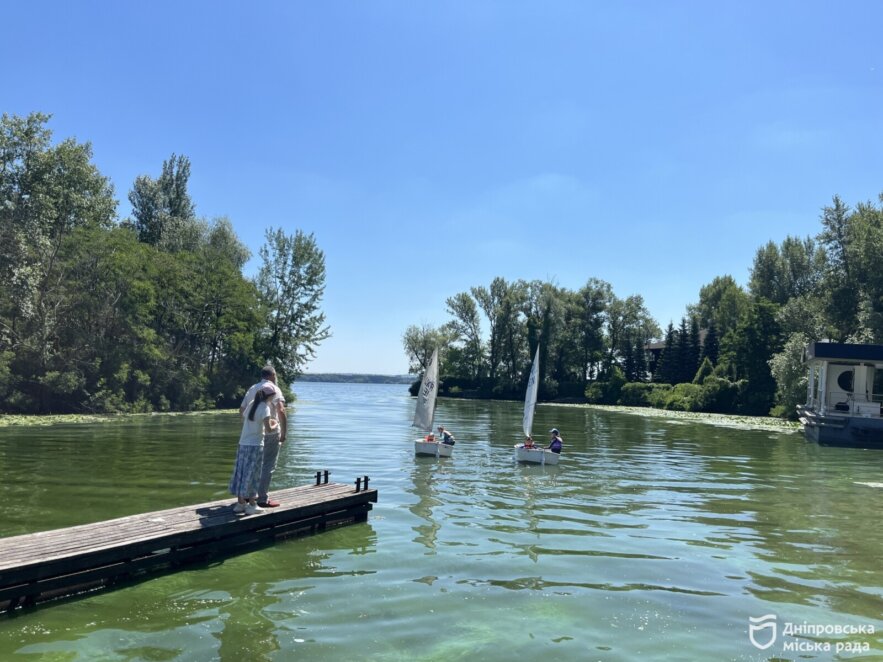Водні види спорту для дітей: у Дніпрі триває набір до міських спортивних шкіл