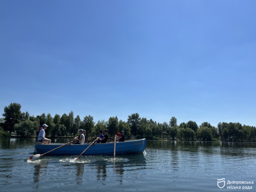 Водні види спорту для дітей: у Дніпрі триває набір до міських спортивних шкіл