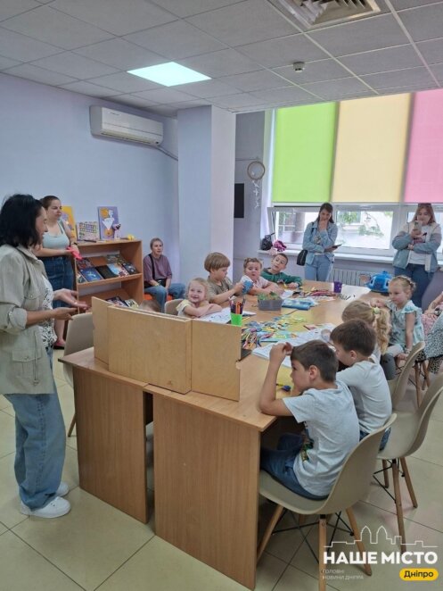 ЕКСКЛЮЗИВ
                                Комікси, пригоди, детективи: що читають дніпряни під час війни