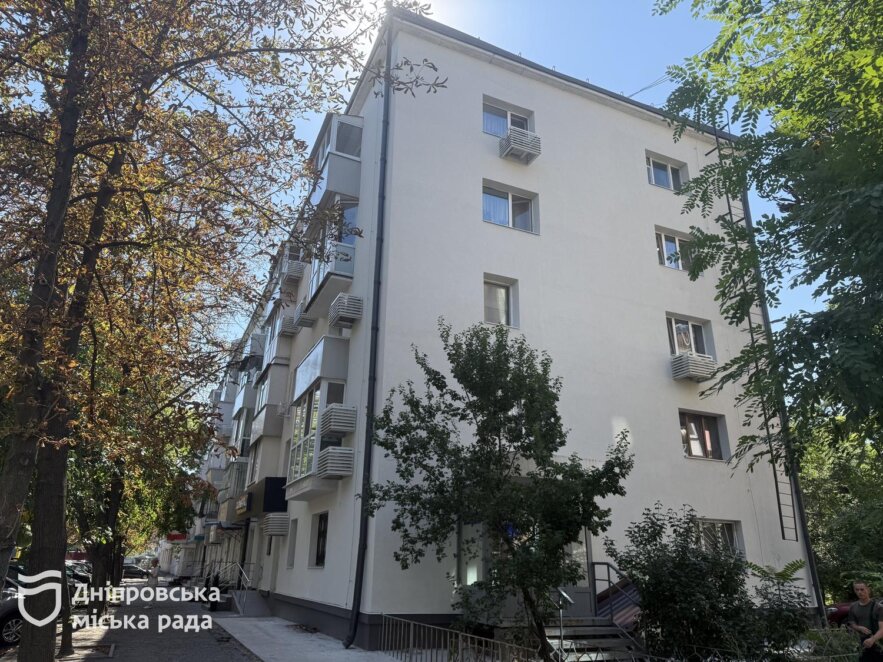 ОФІЦІЙНО                У Дніпрі від початку 2026-го утеплили шість житлових будинків: роботи тривають ще на шести об’єктах