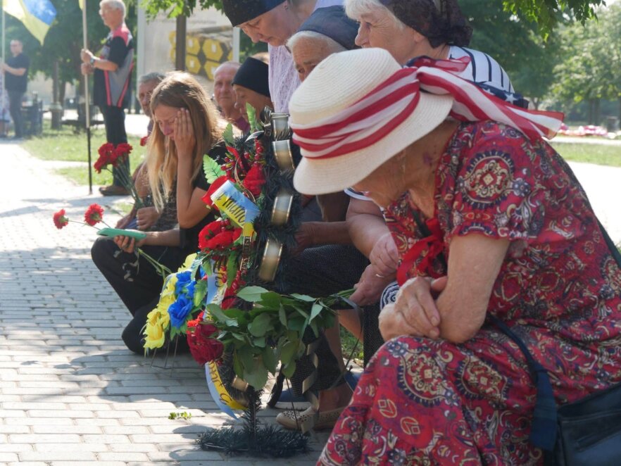 У Покрові попрощалися з 27-річним воїном Сергієм Танасієнком, який загинув на Запорізькому напрямку