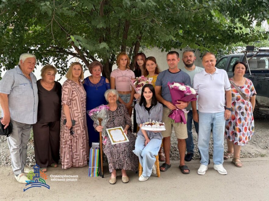 На Дніпропетровщині мешканка відзначила 100-річний ювілей