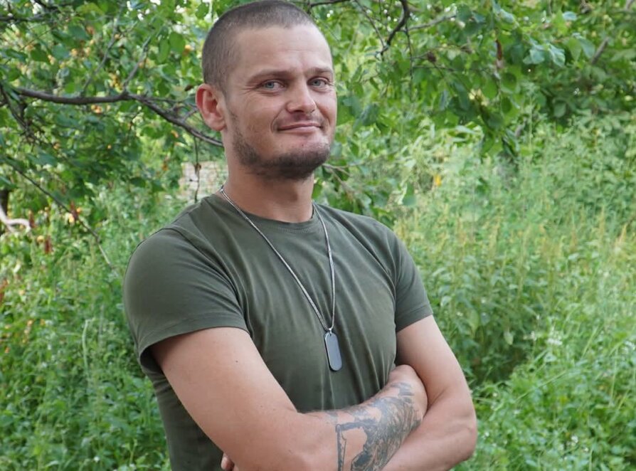 Страх був, руки трусилися, але треба було вистояти: боєць 128 бригади «Дике поле» сім днів рятував пораненого побратима