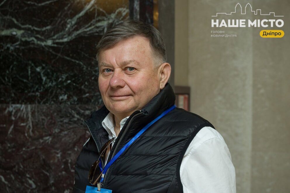 ЕКСКЛЮЗИВ
                                Син знаменитого міського ліхтарника став світлоносцем свого часу