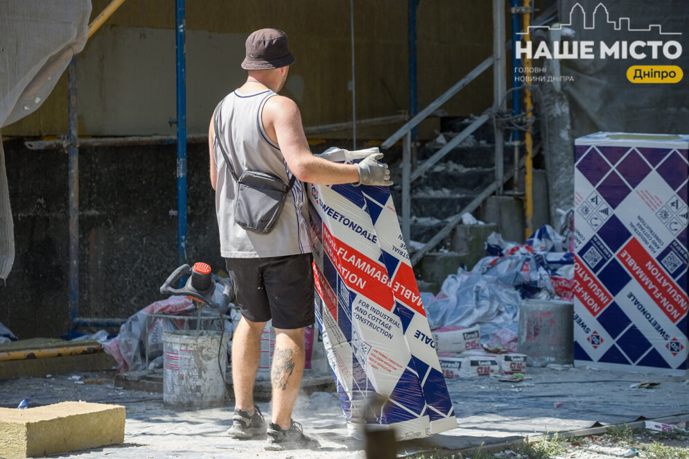 ЕКСКЛЮЗИВ
ОФІЦІЙНО                У Дніпрі триває термомодернізація багатоповерхівок: шість будинків вже утеплили