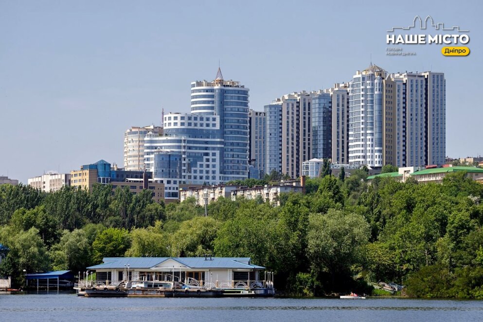 У Дніпрі вночі лунали вибухи: яка ситуація у місті на ранок 25 серпня