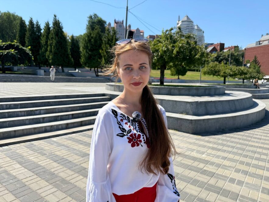 ЕКСКЛЮЗИВ
ОФІЦІЙНО                «Крила єдності»: у Дніпрі до Дня Незалежності пройшли містом із 50-метровим прапором