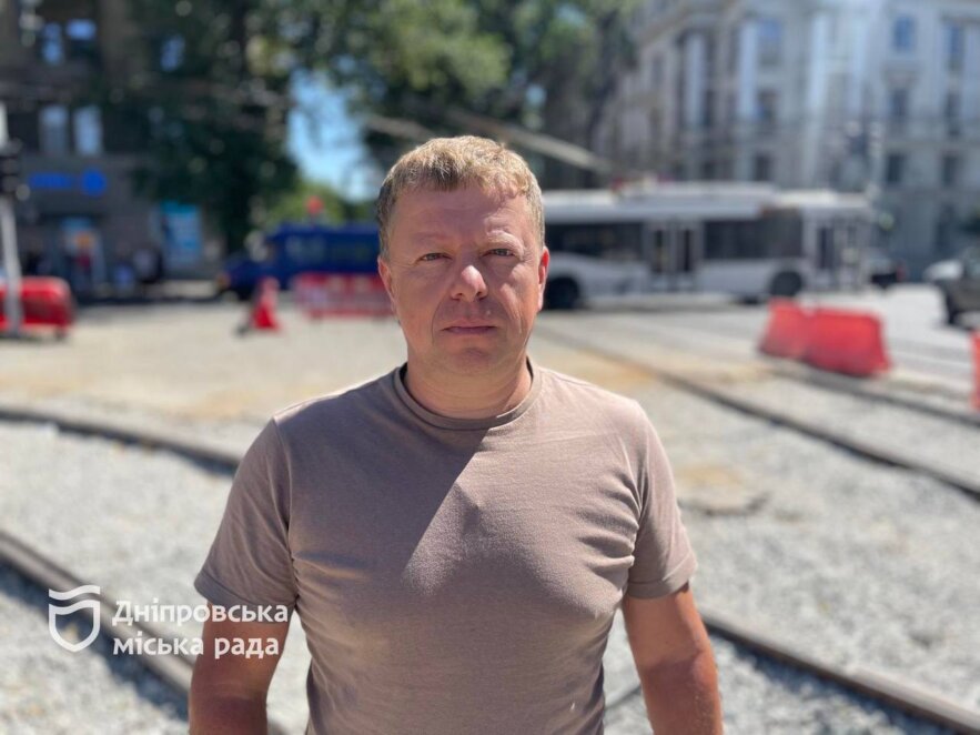 ОФІЦІЙНО                У Дніпрі зміцнюють транспортну інфраструктуру: завершено капітальний ремонт трамвайної колії на проспекті Науки