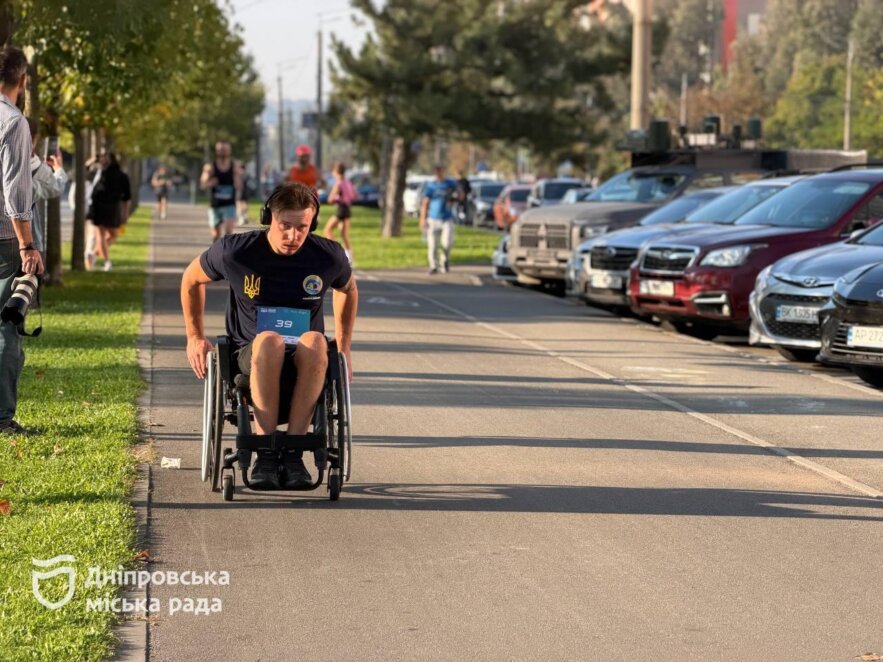 Чотири дистанції, сотні бігунів і ювілейний старт: як пройшов «Дніпро Марафон»