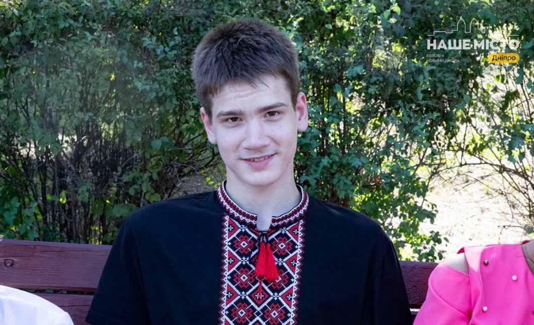 ЕКСКЛЮЗИВ
                                Дітям потрібен дім: як працює система сімейного виховання у Дніпрі