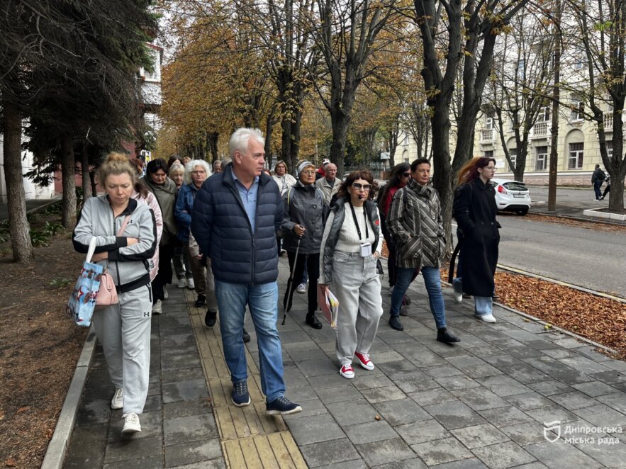Побачити Дніпро по-новому: у місті презентували нову безкоштовну пішохідну екскурсію