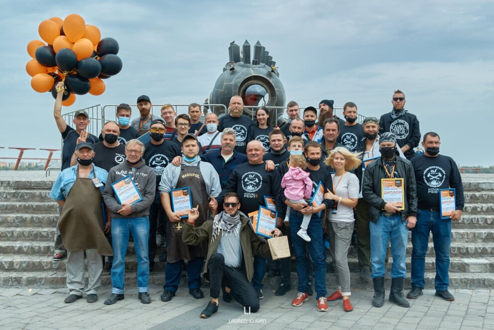 Лелека, гніздо та історії людей: у Дніпрі з’явиться нова триметрова скульптура «Точка тяжіння: Дім»