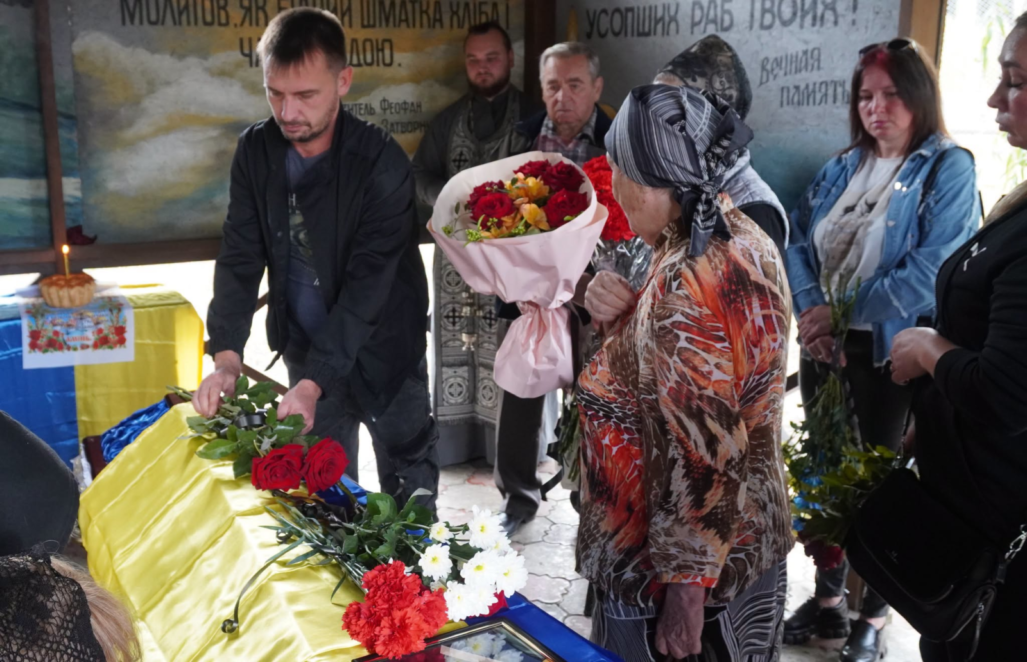 провели в останню путь старшого солдата Олександра Юдіна 