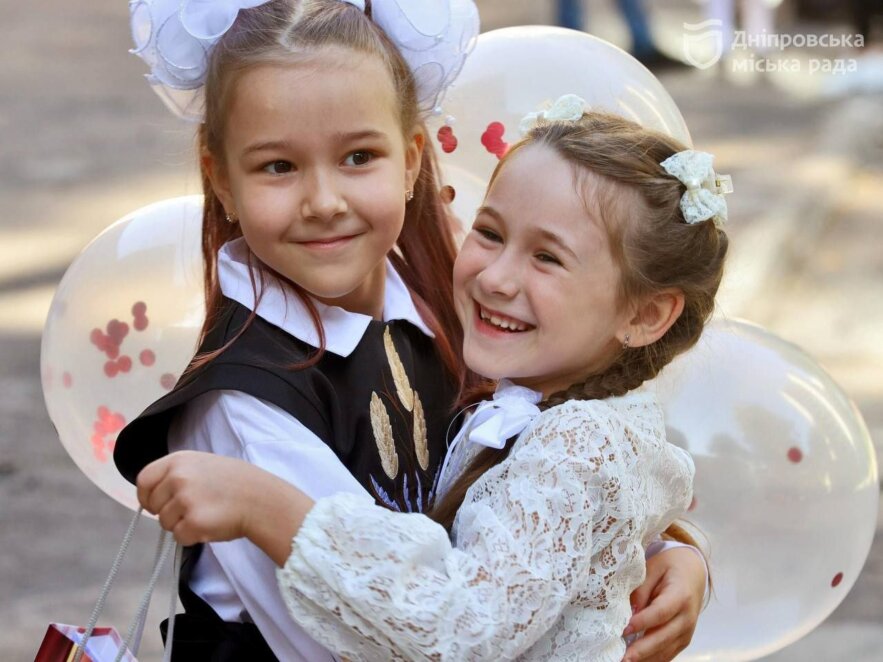 Міський голова Дніпра Борис Філатов привітав містян з Днем знань