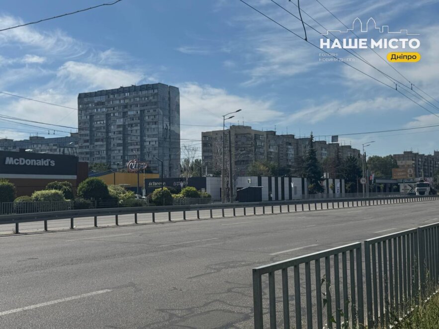 ЕКСКЛЮЗИВ
                                Храм, McDonald’s та «Дніпровські Мальдіви»: чим живе житломасив Покровський