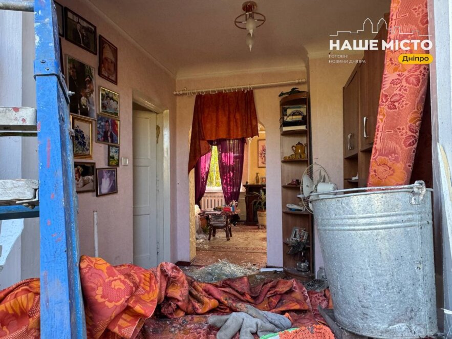 ЕКСКЛЮЗИВ
                                Вщент зруйнований будинок та уламки: який вигляд має місце російської нічної атаки на Дніпро 9 вересня