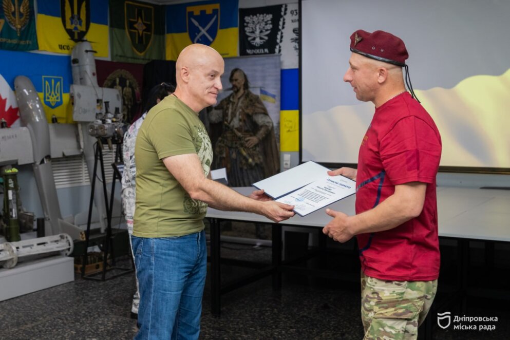 У Дніпрі відзначили бійців 25-ї Січеславської бригади