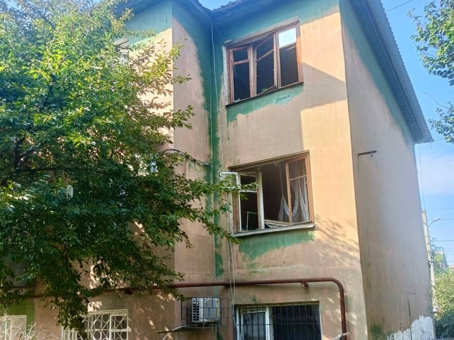 У Дніпрі внаслідок ракетної атаки пошкоджено щонайменше 9 житлових будинків — Філатов