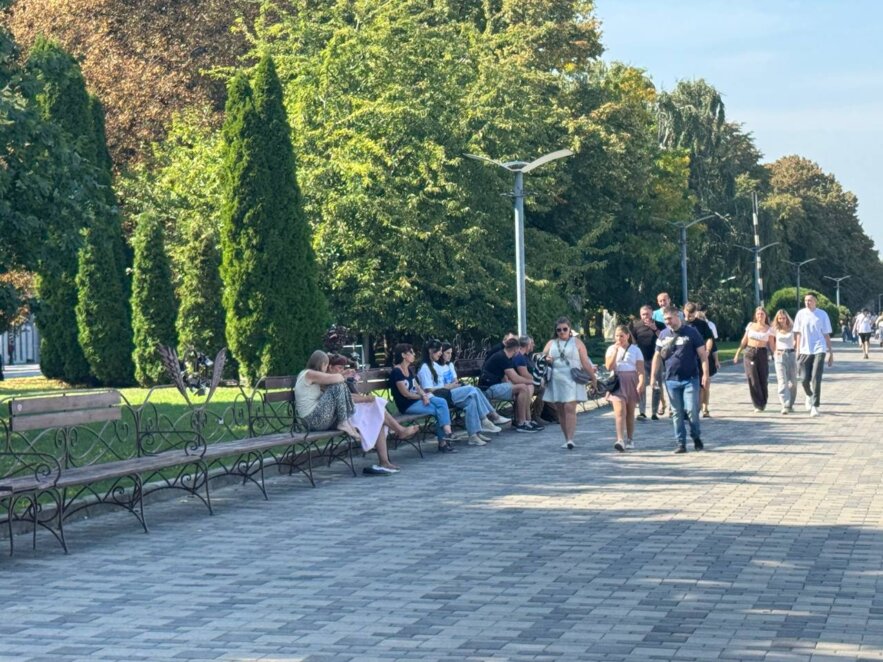 ЕКСКЛЮЗИВ
                                Як у Дніпрі проходить День міста 2026: регата, «Битва хорів», кольоровий фестиваль та тарілки щастя