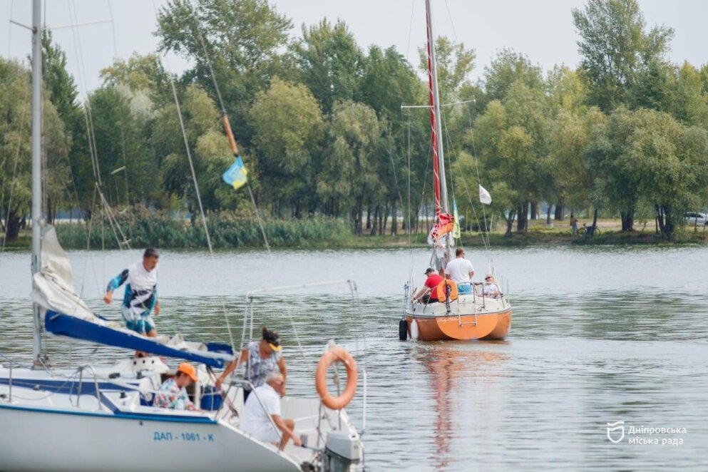У Дніпрі до 500-річчя міста провели святкову регату