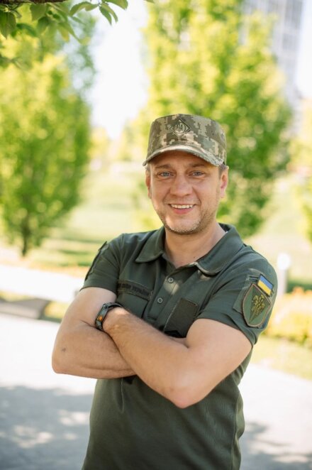 ЕКСКЛЮЗИВ
                                Зі школи  – на фронт: історії вчителів-військових з Дніпра