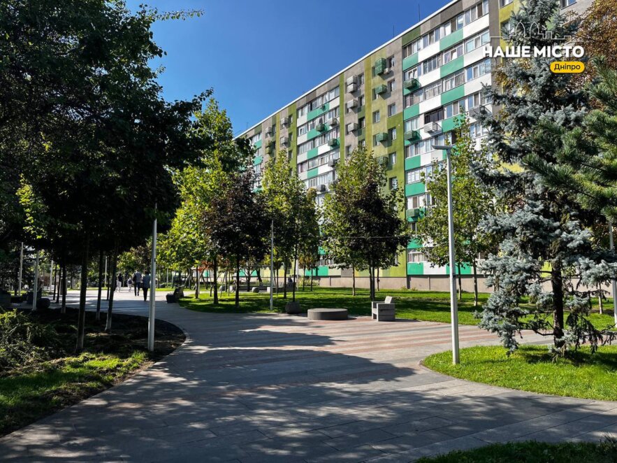 ЕКСКЛЮЗИВ
                                Вересневий настрій у Дніпрі: як зараз виглядає сквер імені Олексія Хільського