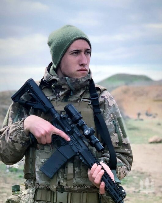 Два скиди, один «Мавік» і один шанс: як оператор бригади «Дике Поле» зупинив бомбер