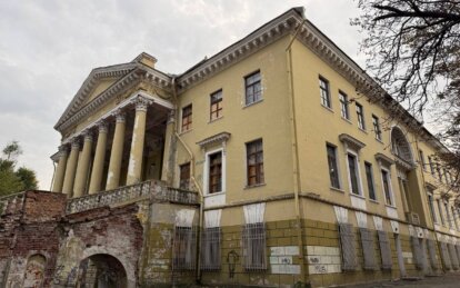 Ректору ДНУ, який ігнорує рішення суду щодо реставрації понівеченого Палацу студентів, загрожує кримінальна відповідальність